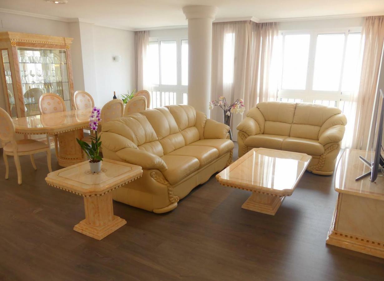 טורמולינוס Duplex La Carihuela 1ª Linea De Playa Apartamento Costa Del Sol מראה חיצוני תמונה