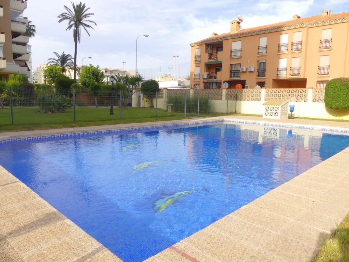 טורמולינוס Duplex La Carihuela 1ª Linea De Playa Apartamento Costa Del Sol מראה חיצוני תמונה