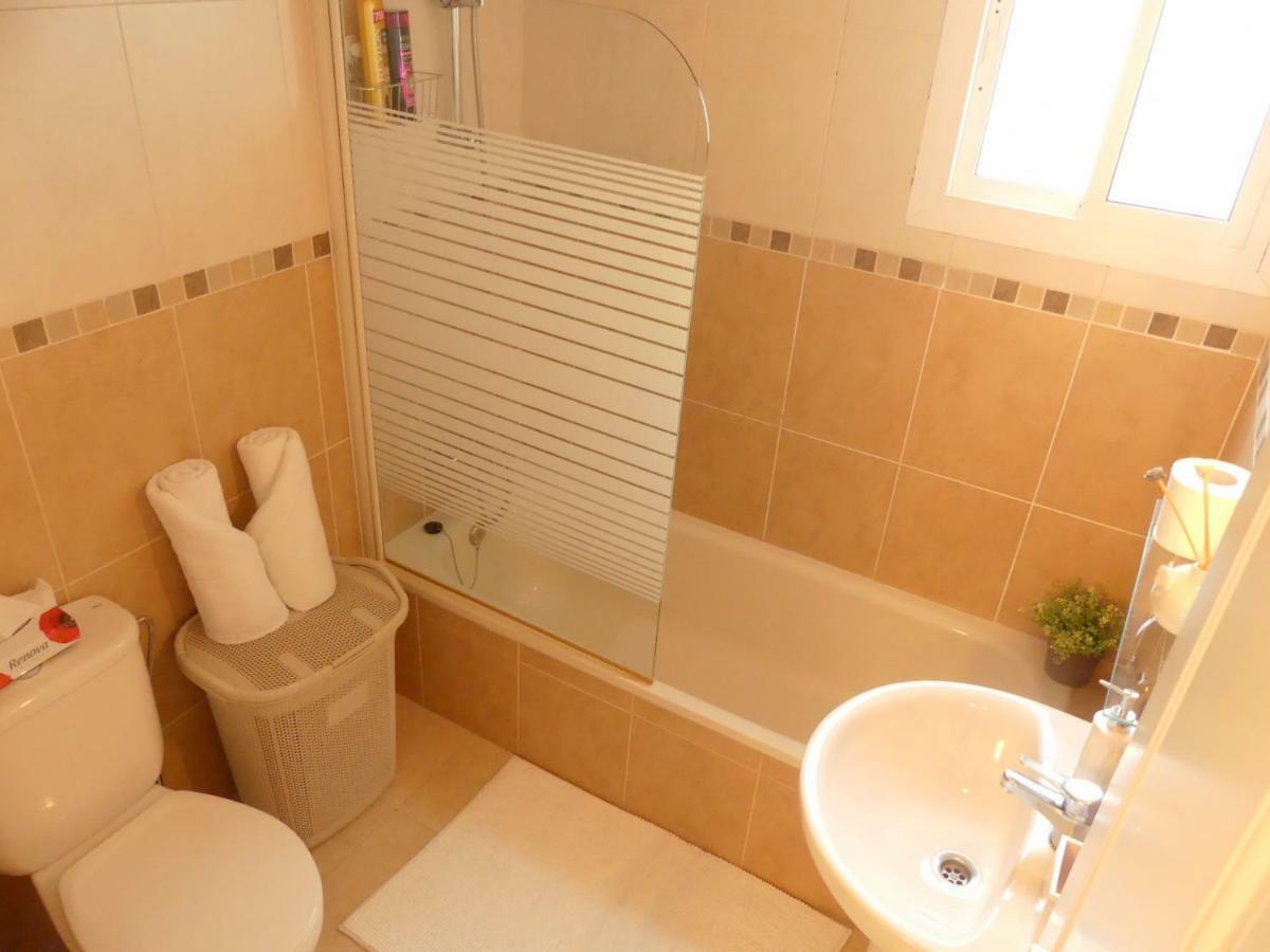 טורמולינוס Duplex La Carihuela 1ª Linea De Playa Apartamento Costa Del Sol מראה חיצוני תמונה